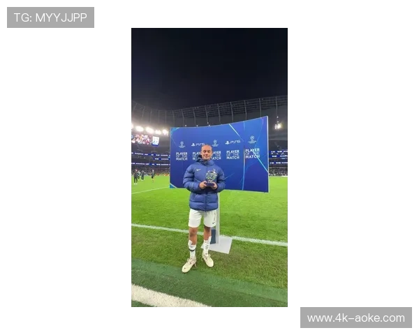 哈维-巴恩斯接受圣詹姆斯公园全场起立鼓掌,纽卡英雄赛后掩面而泣