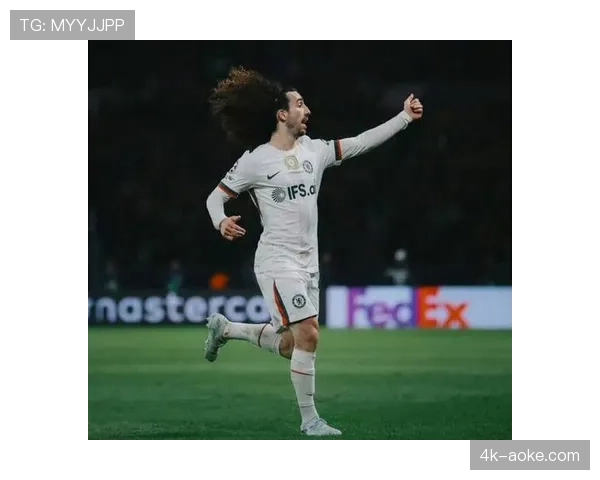 欧冠1-4决赛首回合战报：巴黎圣日耳曼1-1战平本菲卡，登贝莱内切破门。